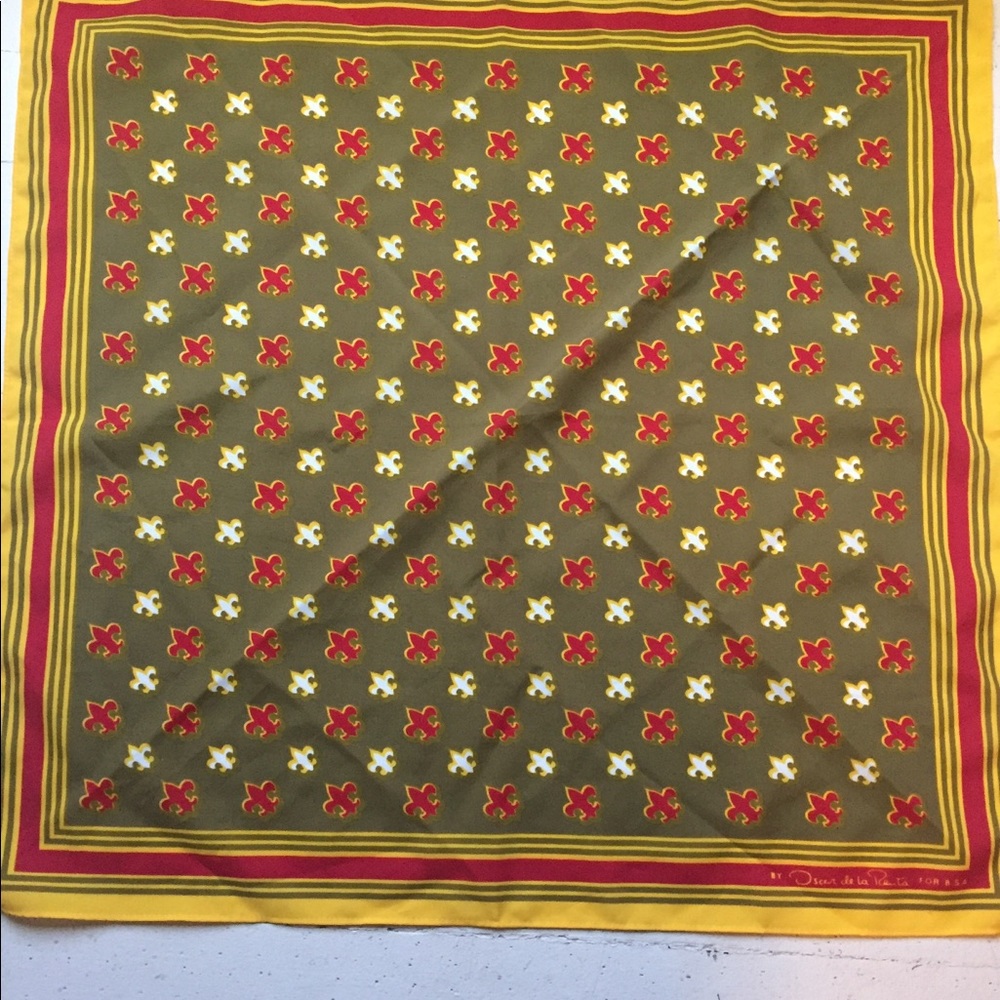 Oscar de la Renta vintage scarf
